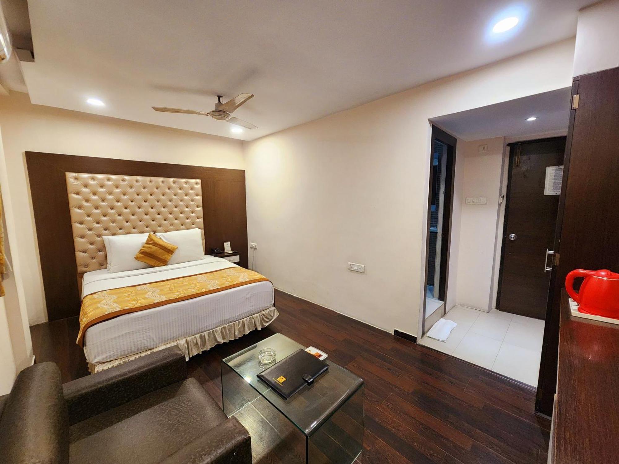 Hotel Lee International Kalkutta Exterior foto