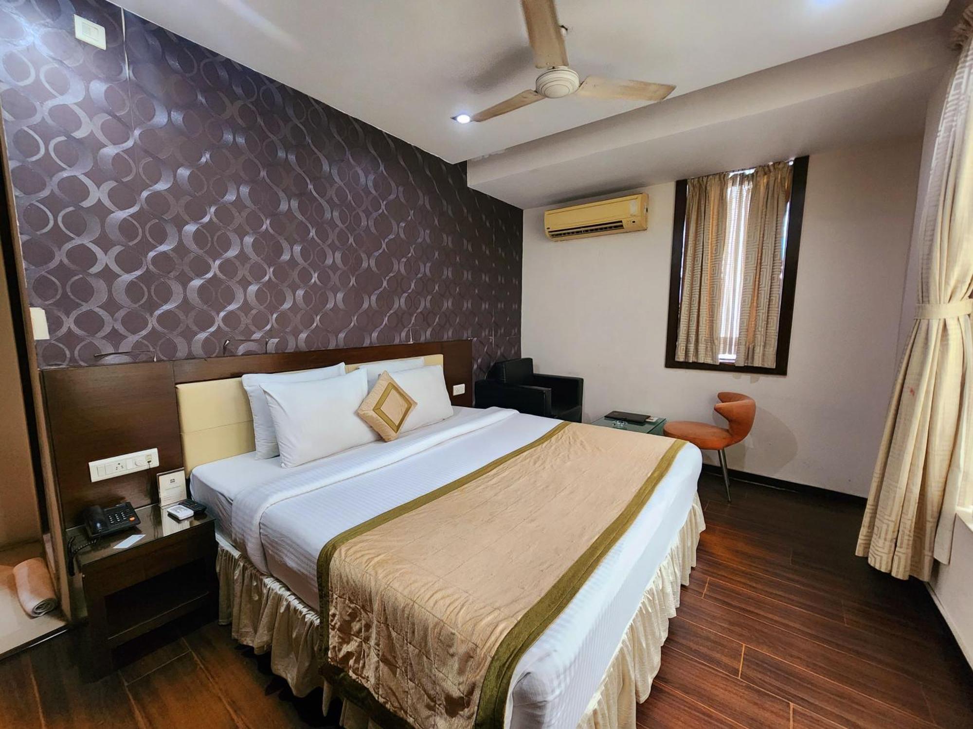 Hotel Lee International Kalkutta Exterior foto
